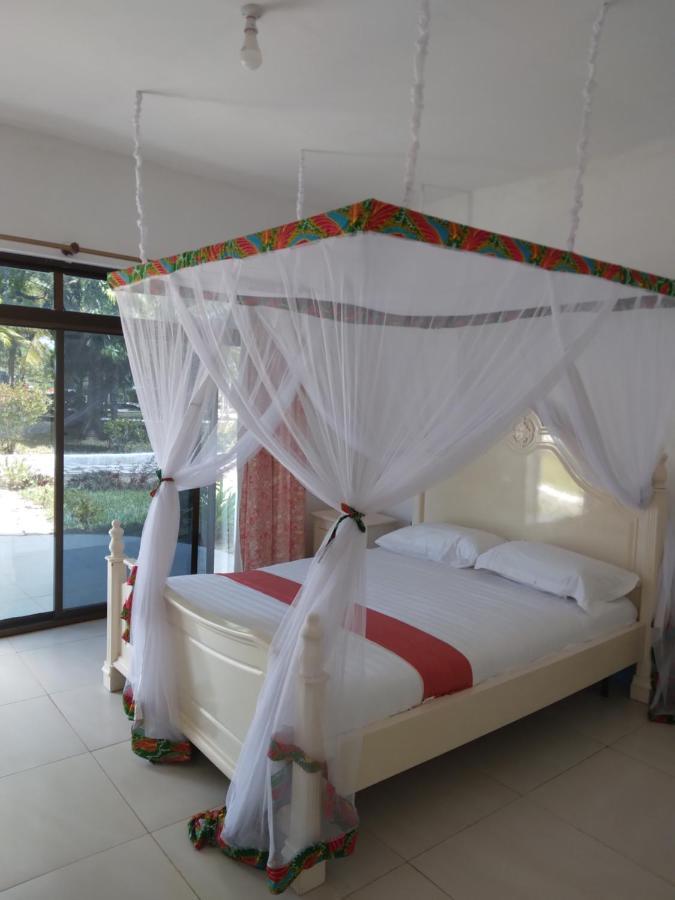 Coconut Tree Village Beach Resort Uroa Kültér fotó