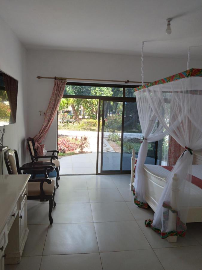 Coconut Tree Village Beach Resort Uroa Kültér fotó