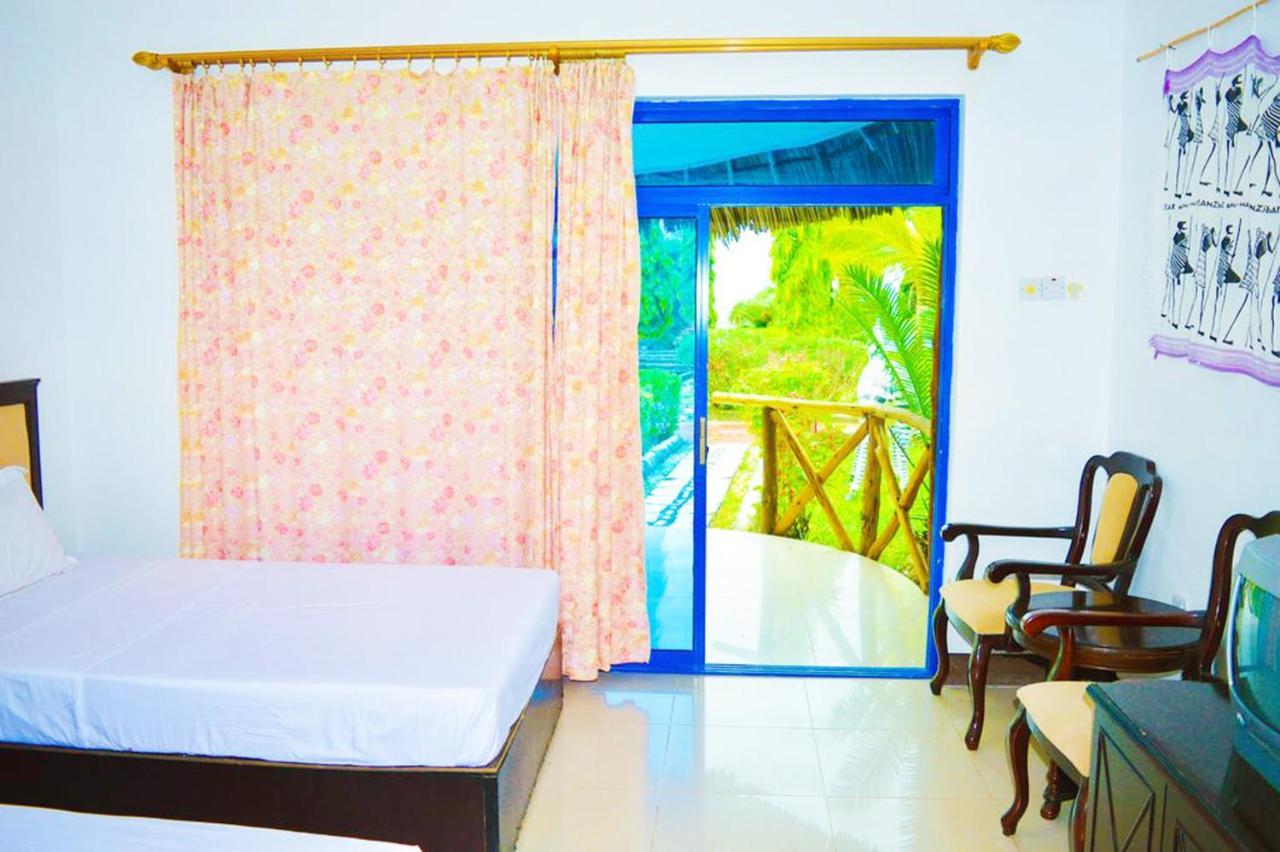 Coconut Tree Village Beach Resort Uroa Kültér fotó